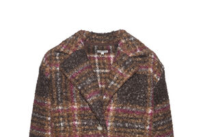 Casaco axadrezado Natura para um Natal com presentes e conforto