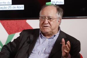 Vasco Lourenço opõe-se às comemorações do 25 de novembro