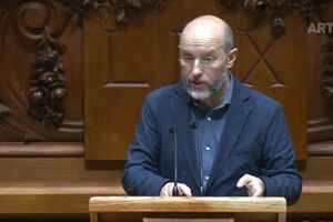 Rui Tavares critica Governo: "Gastaram o que quiseram gastar com aqueles que já eram mais beneficiados"