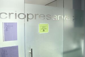 OMS sublinha que milhões de pessoas são obrigadas a pagar por tratamentos caros ou ineficazes.