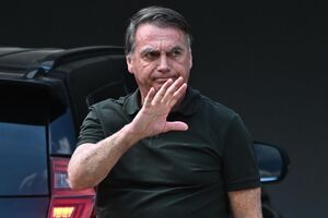 Bolsonaro quer cumprir a pena em casa