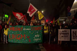Milhares protestam contra a nova juventude do partido de extrema‑direita na Alemanha