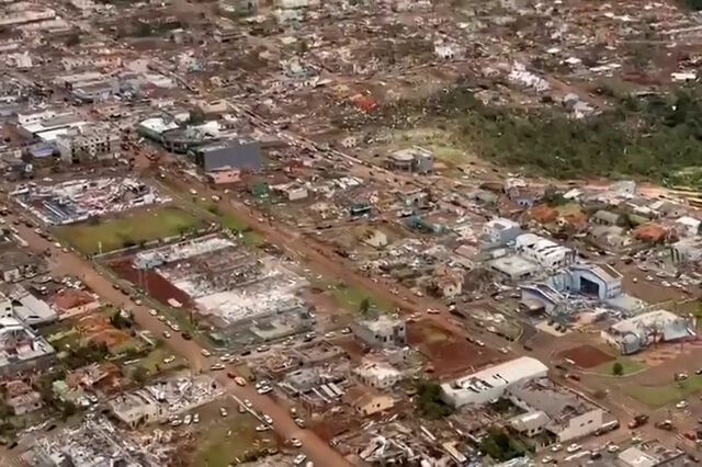 Seis mortos e mais de 400 feridos após tornado devastar o sul do Brasil  