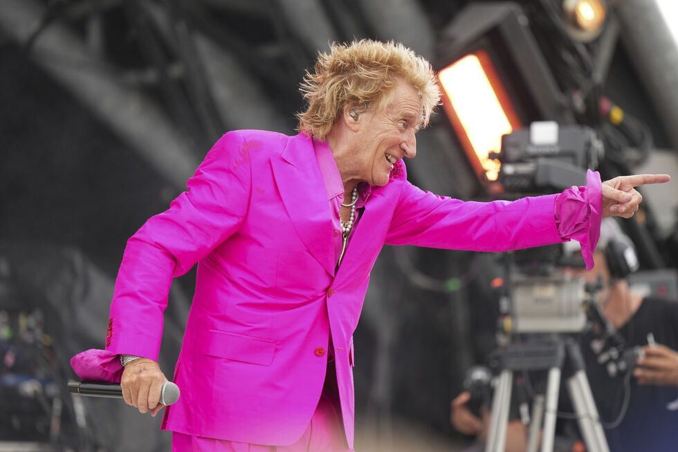 O cantor britânico, que tem atualmente 80 anos, irá atuar no Palco Mundo a 27 de Junho