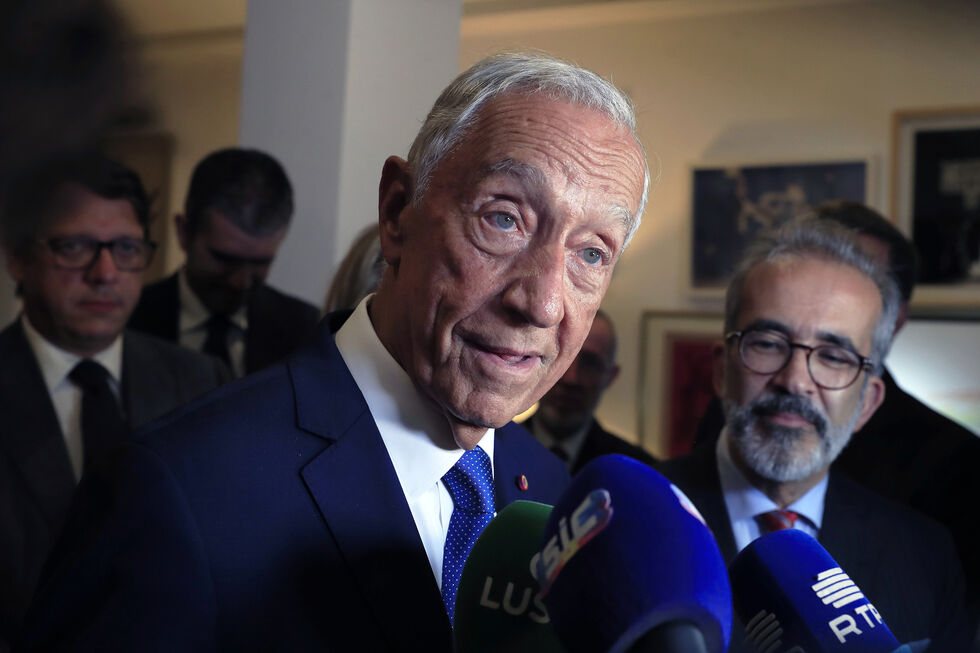 Marcelo Rebelo de Sousa aborda polémica com Gouveia e Melo em Luanda