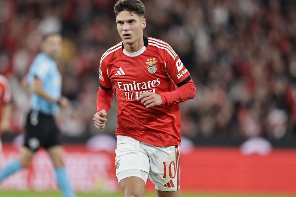 Sudakov regressa ao Benfica mais cedo