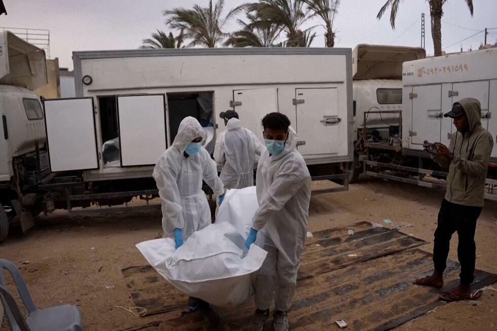 Corpos são transferidos em Gaza após negociação com o Hamas e Israel