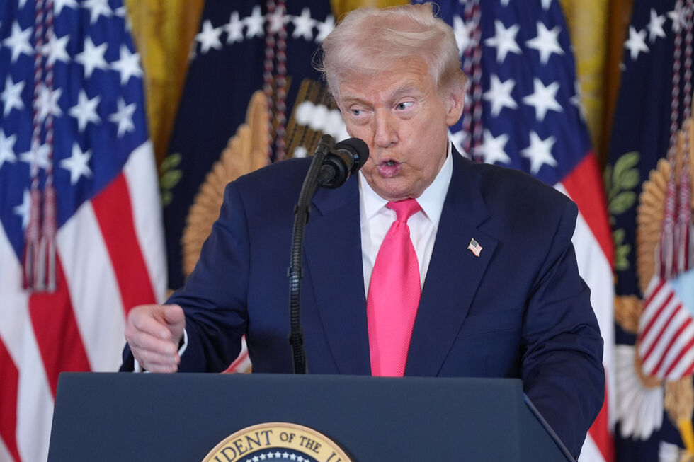 Trump pede investigação sobre Epstein e Bill Clinton