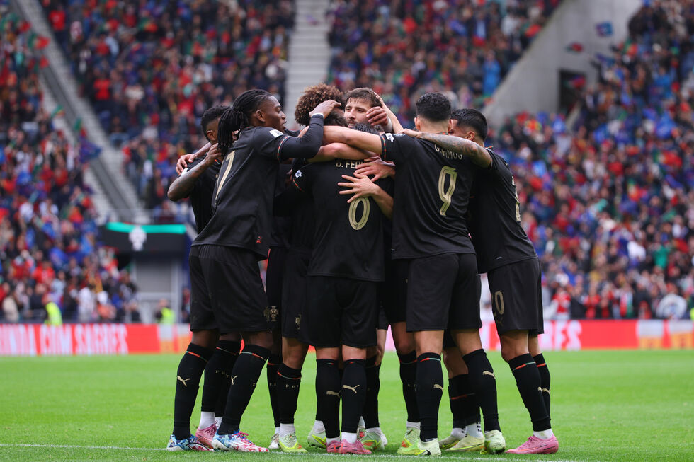 Portugal garante presença no Mundial 2026 após vitória no Estádio do Dragão