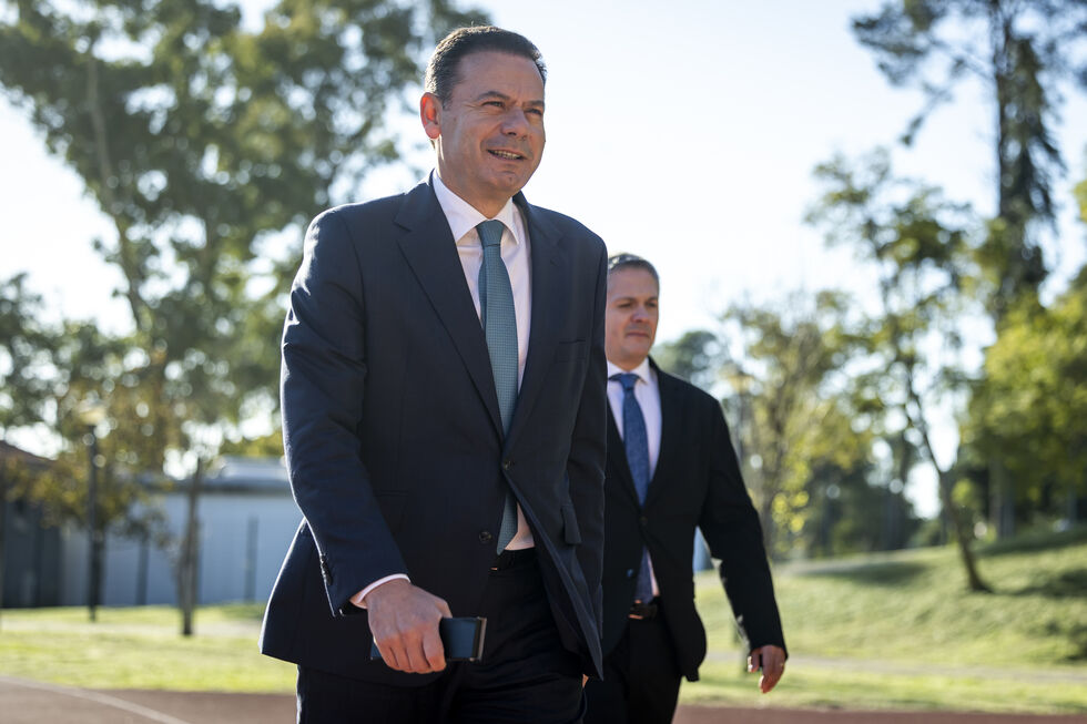 Luís Montenegro critica plano de paz para a Ucrânia em Luanda