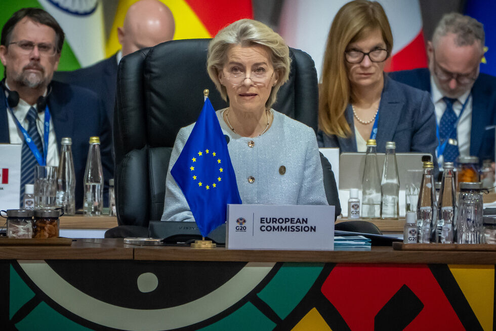 Ursula von der Leyen, presidente da Comissão Europeia, discursa na cimeira do G20, Joanesburgo na África do Sul