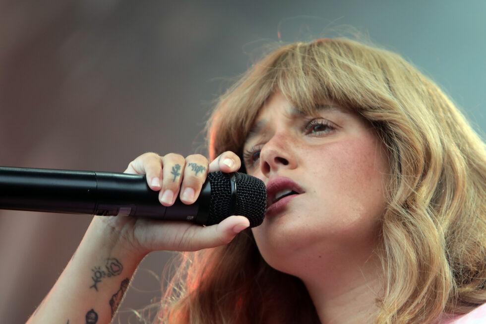 A cantora portuguesa fotografada num concerto no festival Sol da Caparica, em 2023