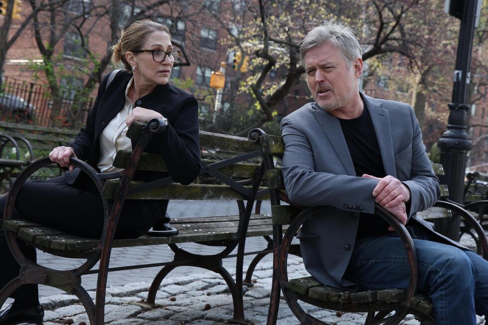 O filme volta a juntar Edie Falco (esq.ª) e Bill Sage (dir.ª), dois atores com que o realizador trabalha recorrentemente