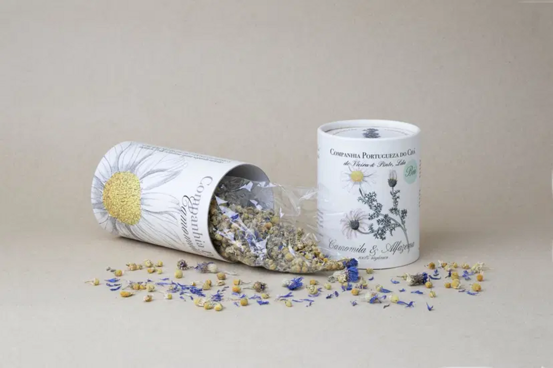 Chá de camomila e lanvanda da Companhia Portugueza do Chá