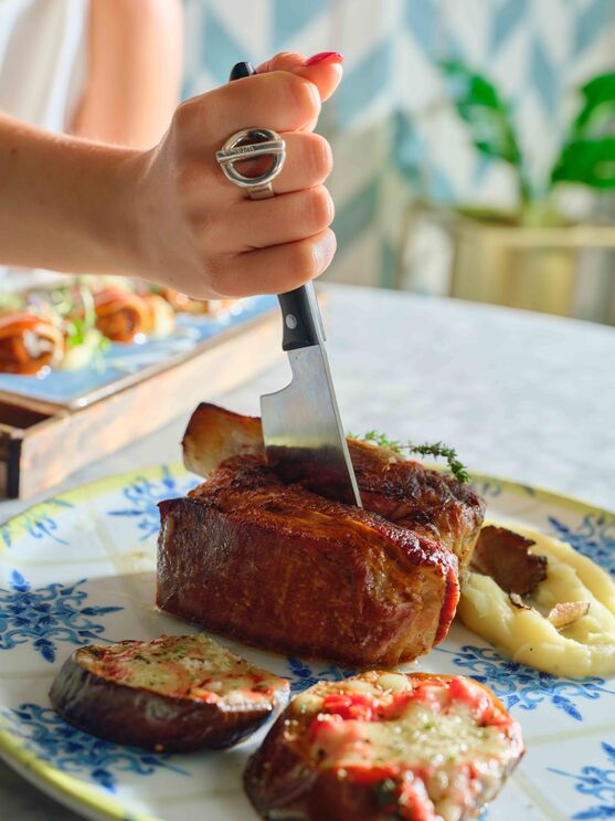 Uma das opções de prato principal no menu de ano novo de La Mafia