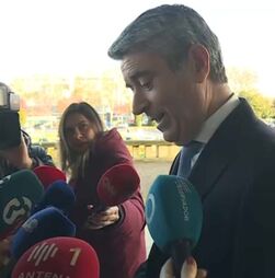 Carneiro pede ao PS 'entrega e compromisso' para garantir Seguro na 2.ª volta