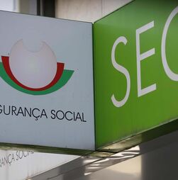 Dupla autenticação obrigatória a partir de hoje no portal da Segurança Social