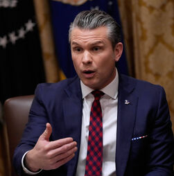 Pentágono nega que Pete Hegseth tenha tentado investir no setor da defesa antes da guerra