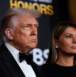 Donald Trump 'desiludido' com Zelensky: 'Não leu o plano de paz'  