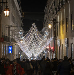 O peso da moda: no Natal o consumo dispara e muito do que é devolvido... é destruído