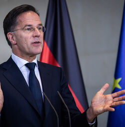 Rússia pode atacar um país da NATO dentro de cinco anos, alerta Mark Rutte