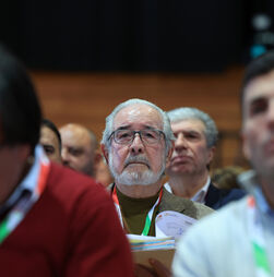 Isaltino defende revisão de carreiras de trabalhadores das autarquias 