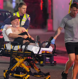 Subiu para 16 o número de mortos num tiroteio em Sydney: uma criança está entre as vítimas