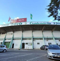Autarquia de Setúbal perde milhões de euros com terrenos doados ao Vitória FC