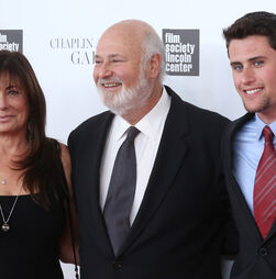 Filho do realizador Rob Reiner declara-se inocente do homicídio dos pais