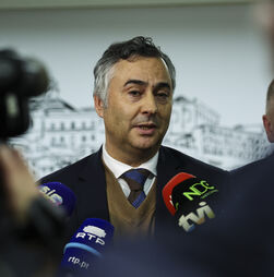 Alunos mais pobres terão apoio extra anual de 1.045 euros durante todo o curso superior 