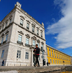 Subsídio de refeição do Estado vai subir 15 cêntimos em janeiro, diz STE