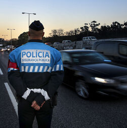 PSP deteve 84 pessoas no 1º dia das Festas e Segurança, 15 por excesso de álcool