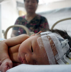 China aumenta imposto sobre preservativos para impulsionar taxa de natalidade