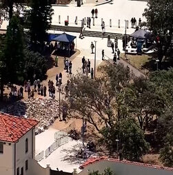 Área que rodeia praia de Bondi reaberta ao público após tiroteio na Austrália  