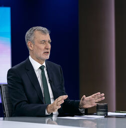 Gouveia e Melo critica Montenegro por ter dito que MP foi 'longe demais' 