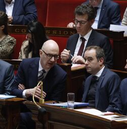 França entra em duodécimos a partir de janeiro. Não há acordo para orçamento, diz Lecornu