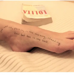 Lolita em fotos pertencentes a Jeffrey Epstein