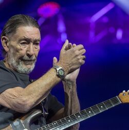 Morreu Chris Rea, autor da música 'Driving Home for Christmas'