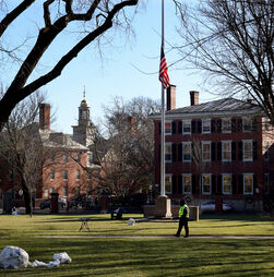 Chefe da polícia da Universidade de Brown afastado do cargo após tiroteio