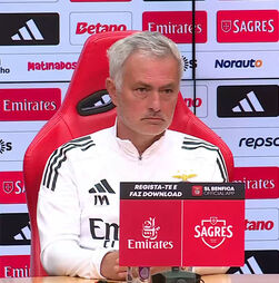 Mourinho 'confirma' Sidny Cabral antes da deslocação a Braga: 'É um bocadinho à imagem do Aursnes'