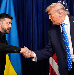 Zelensky pediu a Trump garantias de segurança para a Ucrânia durante '30 a 50 anos'