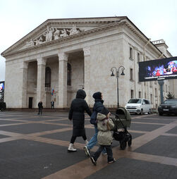 Ucrânia: Teatro de Mariupol palco de massacre em 2022 reaberto pela Rússia 