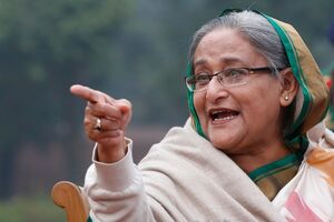Sheikh Hasina, primeira-ministra do Bangladesh, reage à condenação por corrupção
