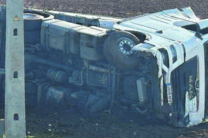 Futebolista morre em colisão entre um camião e um ligeiro de mercadorias na EN4 em Estremoz