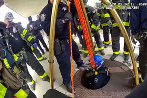 Homem é resgatado após cair num buraco de esgoto com nove metros de profundidade em Nova Iorque