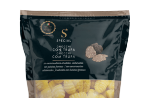 Gnocchi com trufa, um produto especial da Itália para uma refeição gourmet