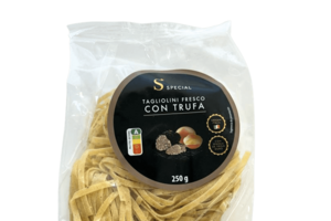 Tagliolini fresco com trufa, que recorda os sabores de Itália