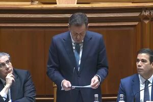 Montenegro reconhece que “há problemas de acesso ao SNS” mas diz que também “há coisas que correm bem”