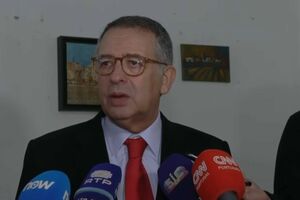 António José Seguro defende que é necessário organizar e regular imigração 