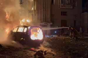 Cidades ucranianas continuam a ser fustigadas pela guerra
